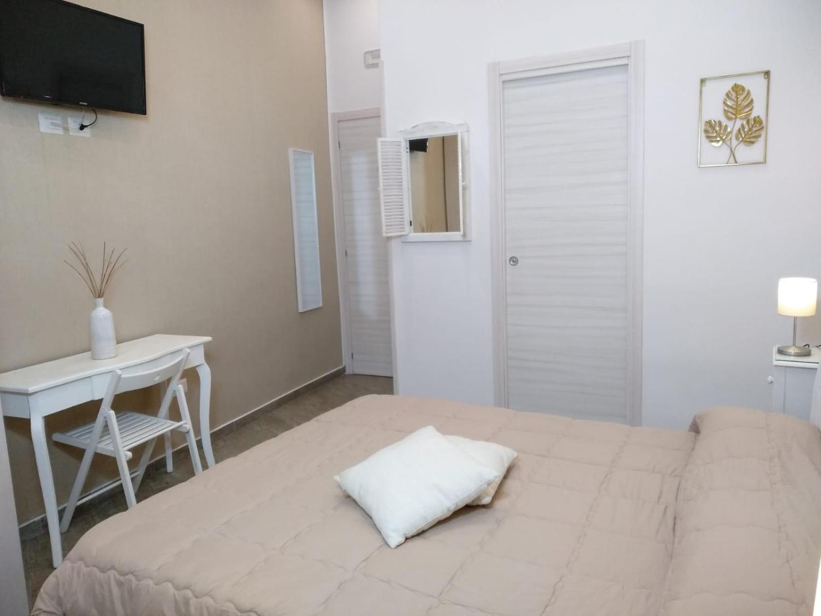 B&B Da Ary Colorful Rooms Neapol Zewnętrze zdjęcie