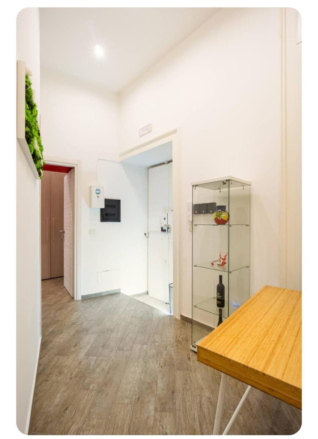 B&B Da Ary Colorful Rooms Neapol Zewnętrze zdjęcie
