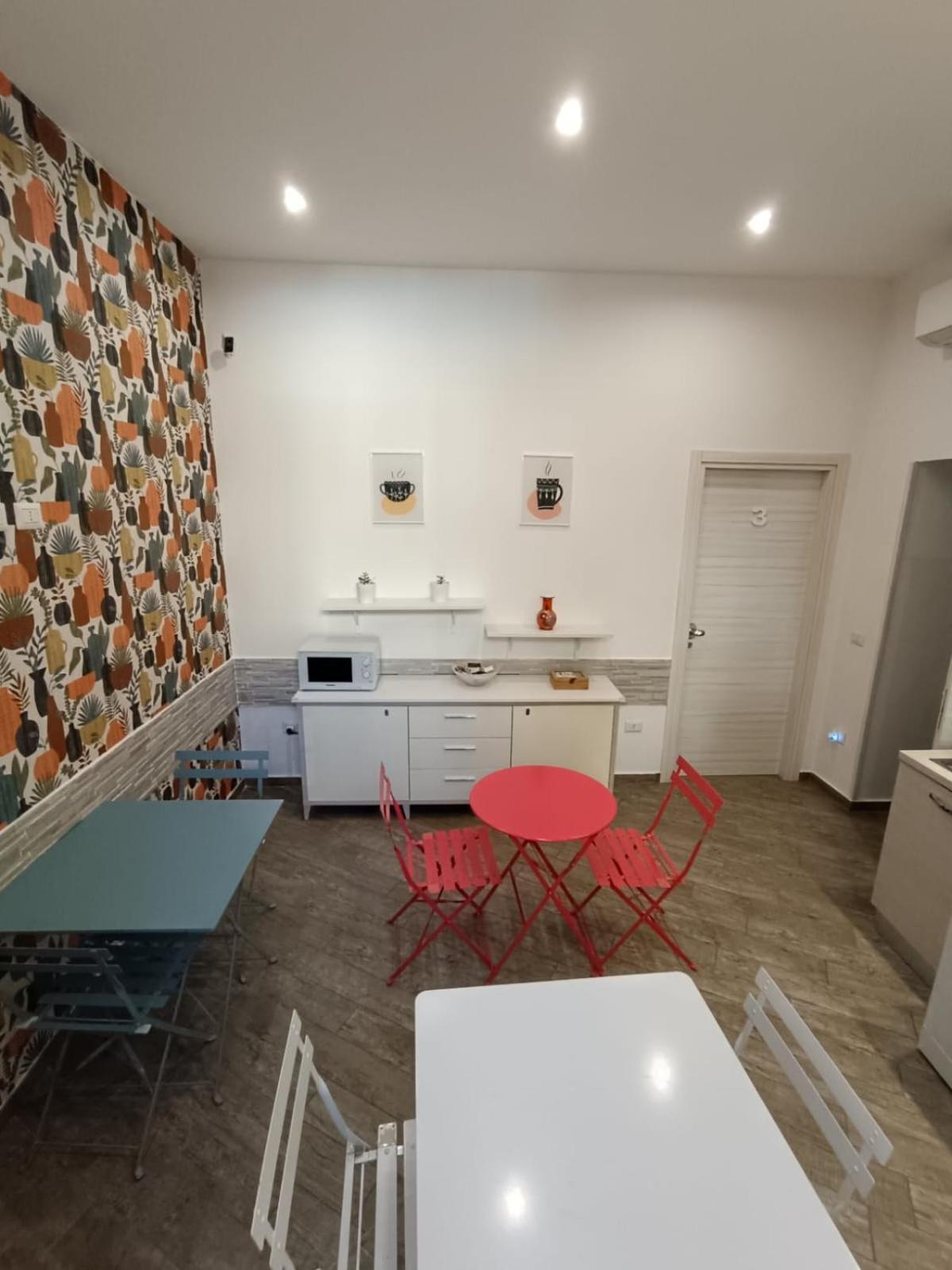 B&B Da Ary Colorful Rooms Neapol Zewnętrze zdjęcie